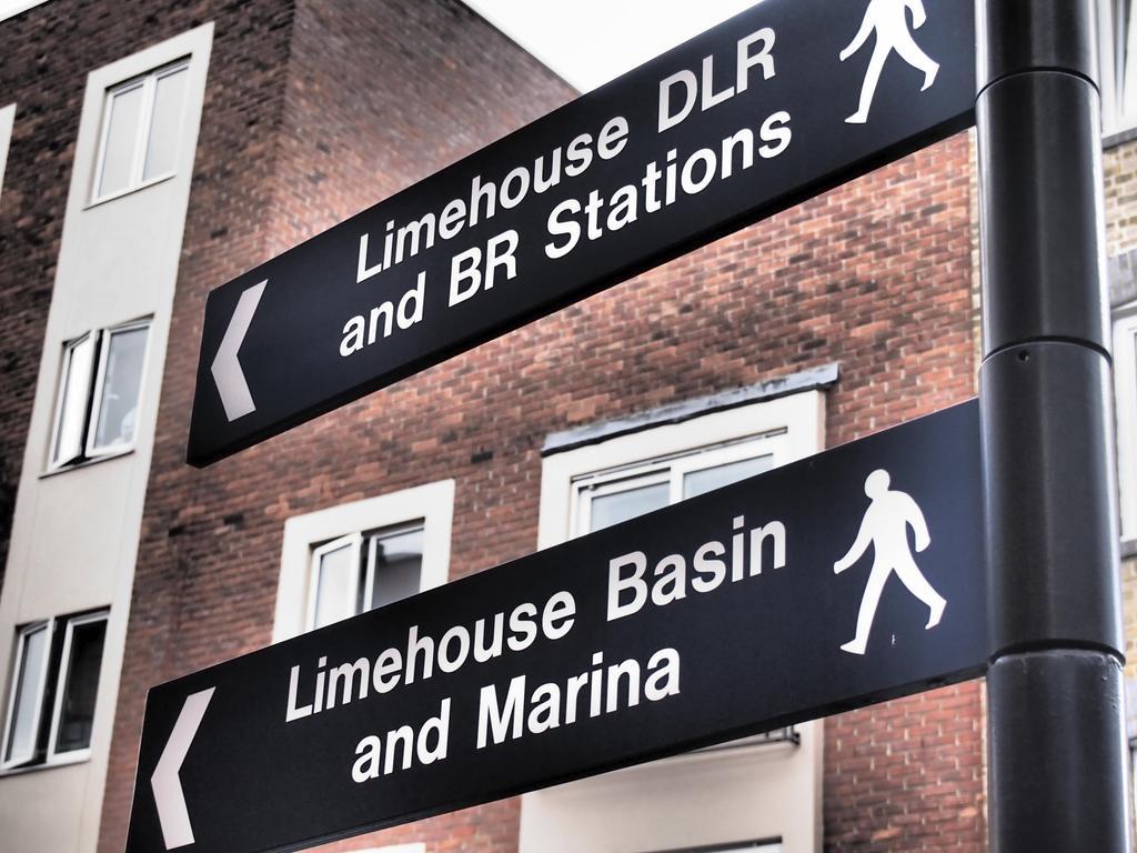 Via Limehouse Hostel London Exterior photo