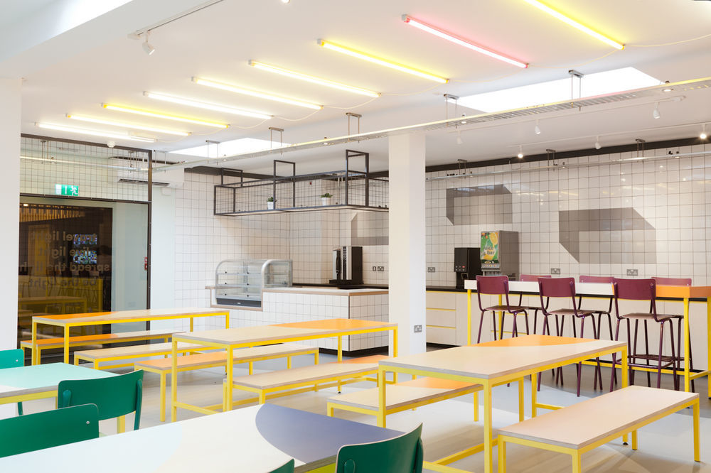 Via Limehouse Hostel London Exterior photo